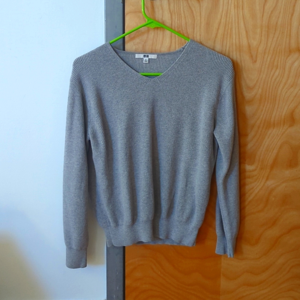 Uniqlo Sweater